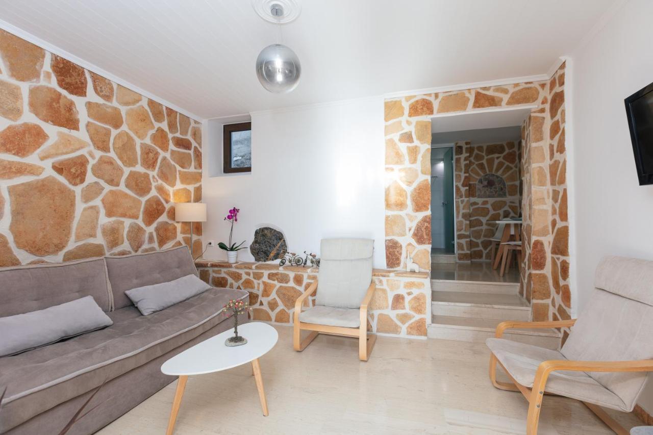 פלאקיאס Annaview Apartments & Suites מראה חיצוני תמונה